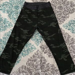 Good American high waisted crop legging